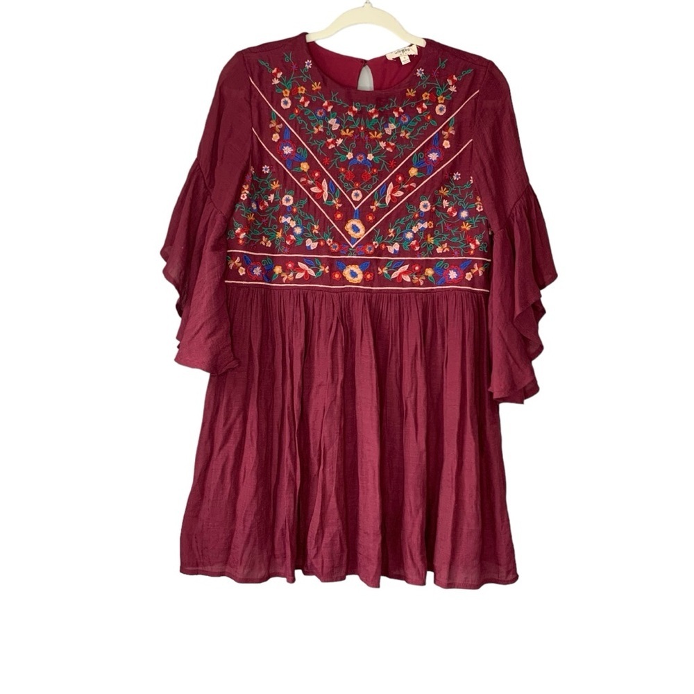 UMGEE boho burgundy embroidered floral‎ tunic dress with bell sleeves. Size S